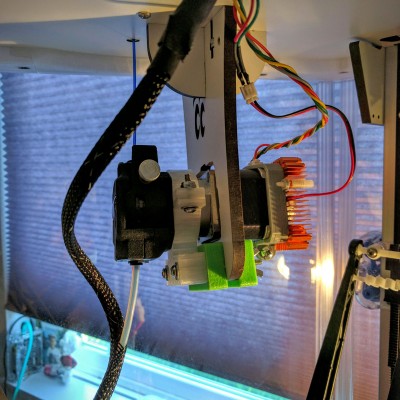 IMG_20160611_113426.jpg (1.66 MiB) Viewed 7230 times Version 2 of my mount for the Bondtech QR