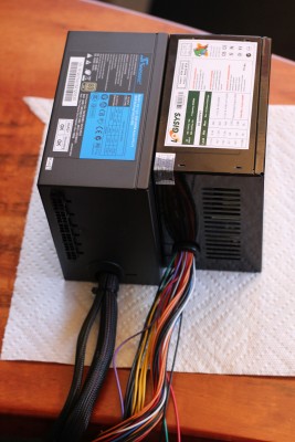 IMG_9715 copy.JPG (1.89 MiB) Viewed 32447 times Which box still holds magic smoke?