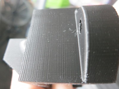 Magnetic arms closeup