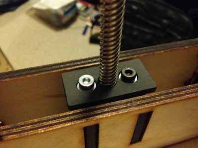 2015-03-26 19.52.27.jpg (1.36 MiB) Viewed 7415 times Nut block (nut is on top, secured with M4 CHS)